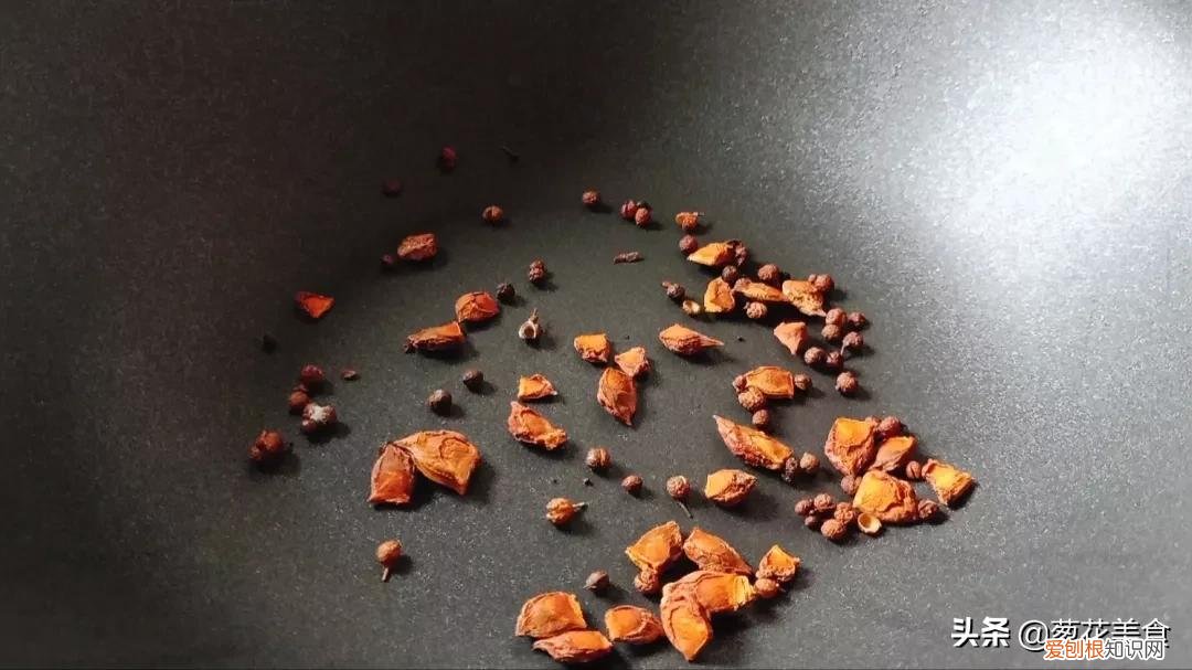 蒜苔怎么腌制才好吃？腌蒜苔的正宗做法和配方