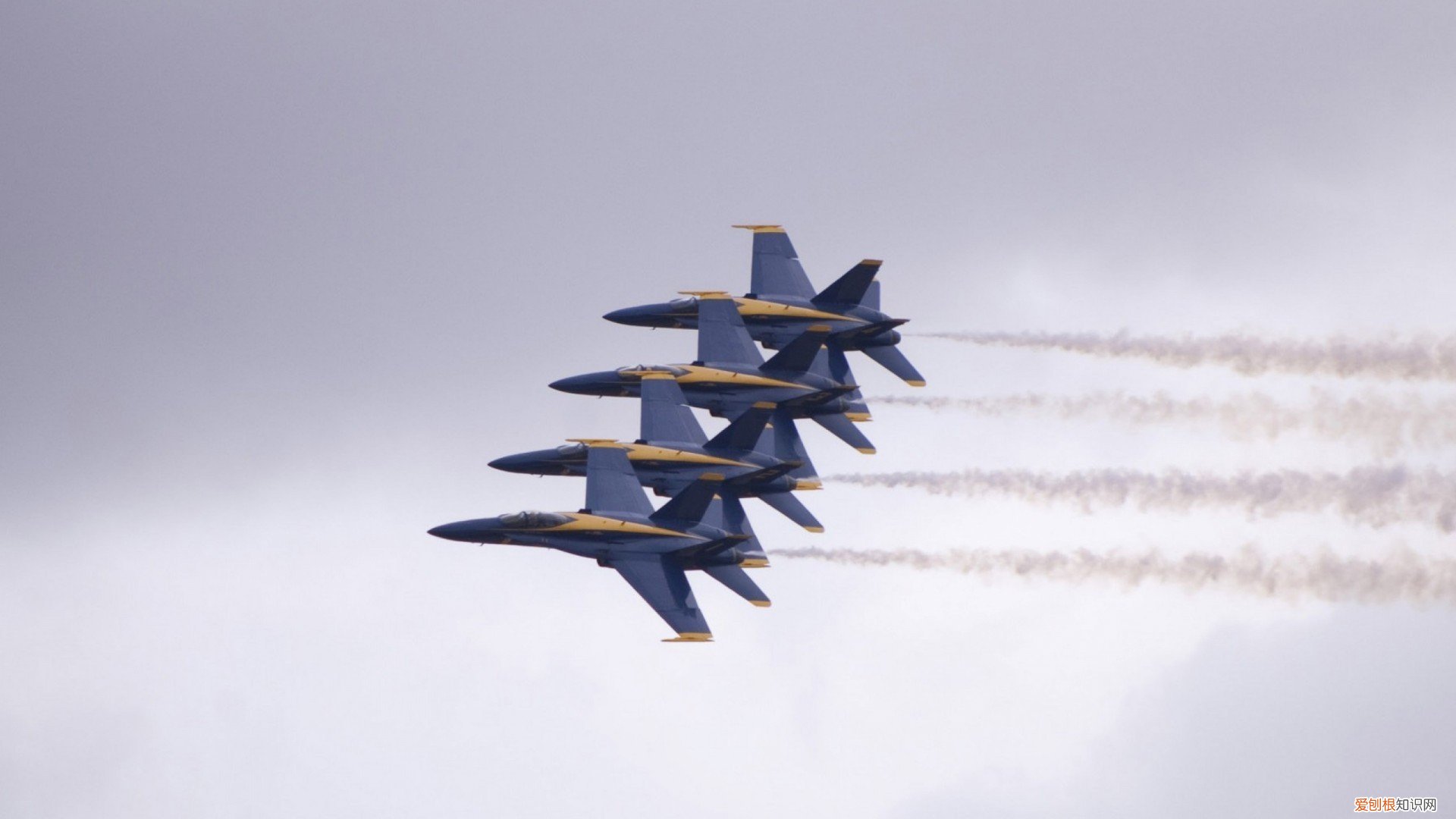 人物、故事情节、环境 小说三要素是哪三个