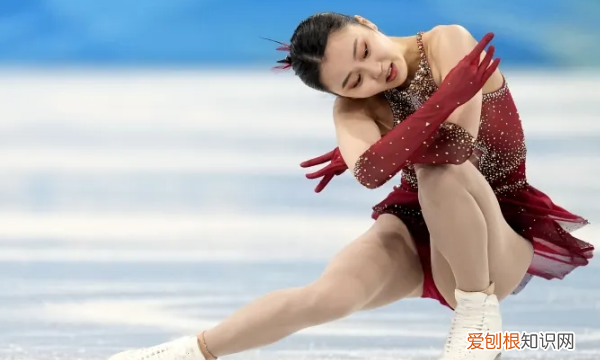 学滑冰鞋的技巧,溜冰鞋初学者教程儿童