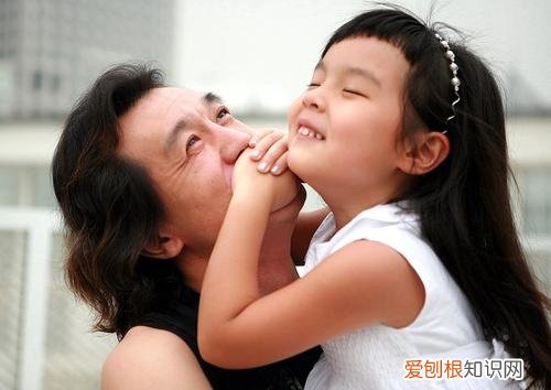 哈文改嫁的丈夫是谁？其实哈文未改嫁