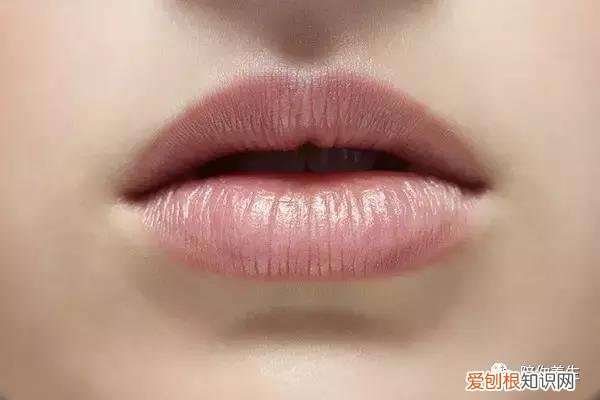 嘴唇上火起泡怎么快速消除？教你几招缓解的方法