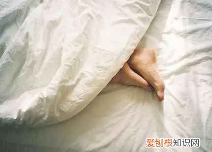 教你1招，不用洗不用晒 床上除螨虫的最快方法