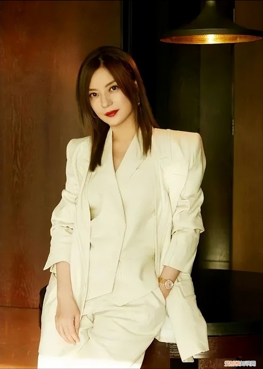 演员赵薇最近出了什么事 赵薇出什么大事了