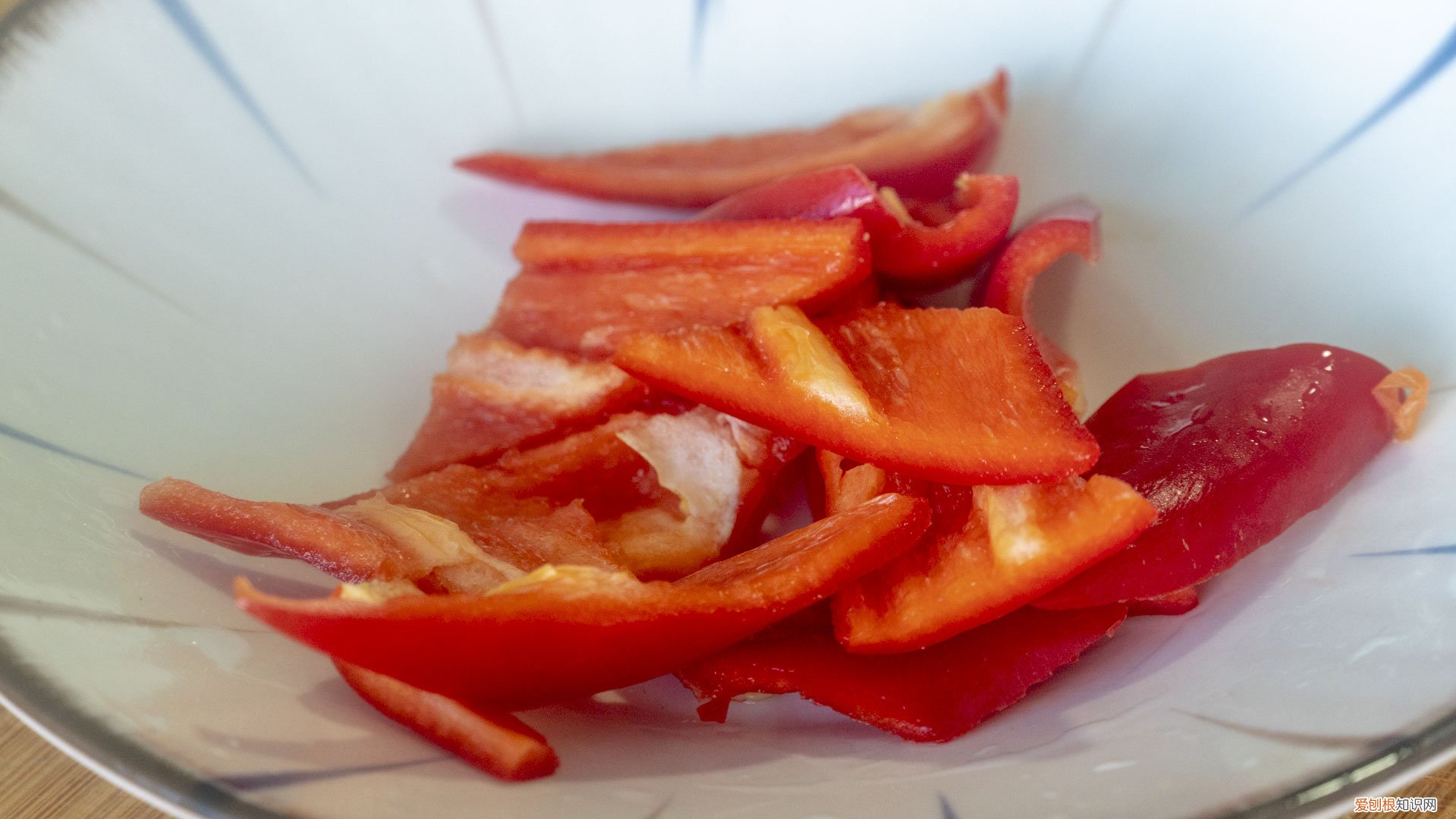 芦笋要削皮吗？需要根据芦笋的新鲜程度来决定