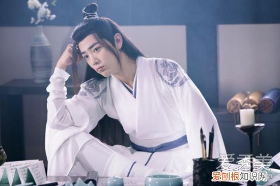 肖战的应援色为啥是红色 肖战应援色是什么颜色