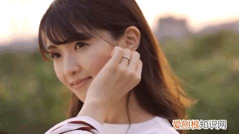 Moodyz旗下纯欲系演员 宍戸里帆