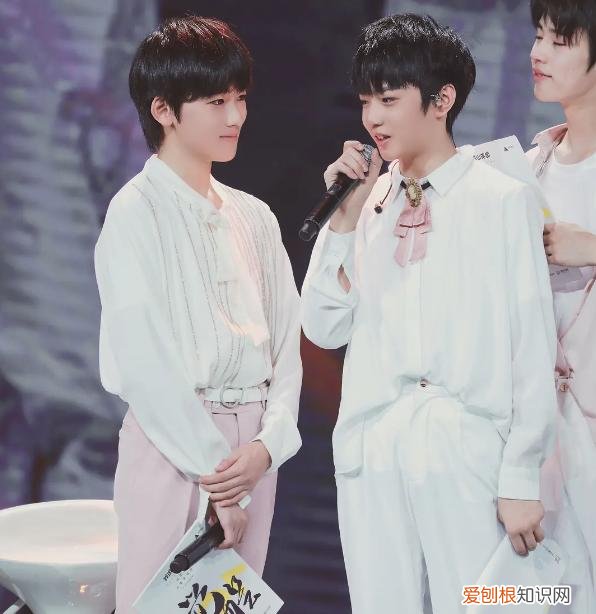 刘耀文宋亚轩是真的情侣吗 文轩是真的吗