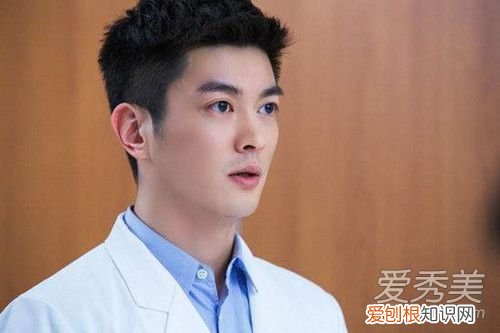 霍思燕的老公杜江是不是富二代? 霍思燕的老公叫什么呀