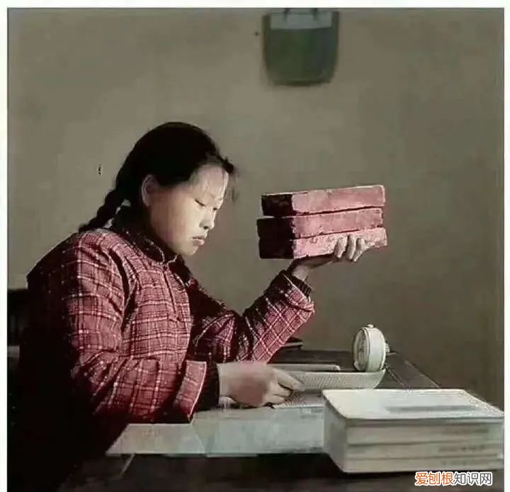 独家秘籍教你一杆清台 台球的基本知识与打法