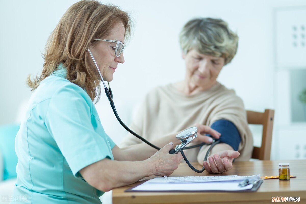 教你三招，翠绿好吃又不苦 苦瓜怎么炒好吃又不苦