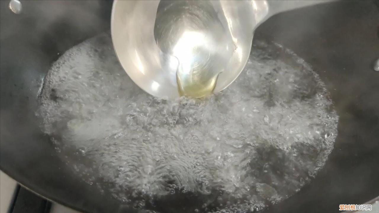 教你三招，翠绿好吃又不苦 苦瓜怎么炒好吃又不苦