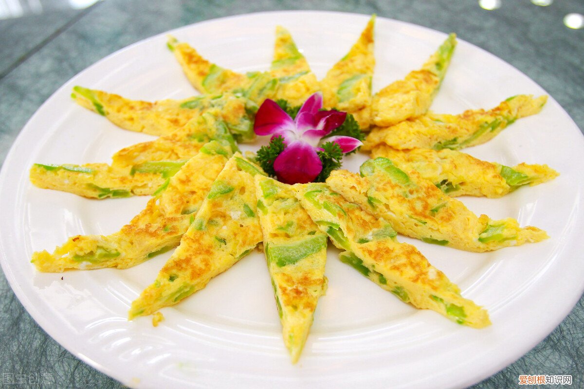 教你三招，翠绿好吃又不苦 苦瓜怎么炒好吃又不苦