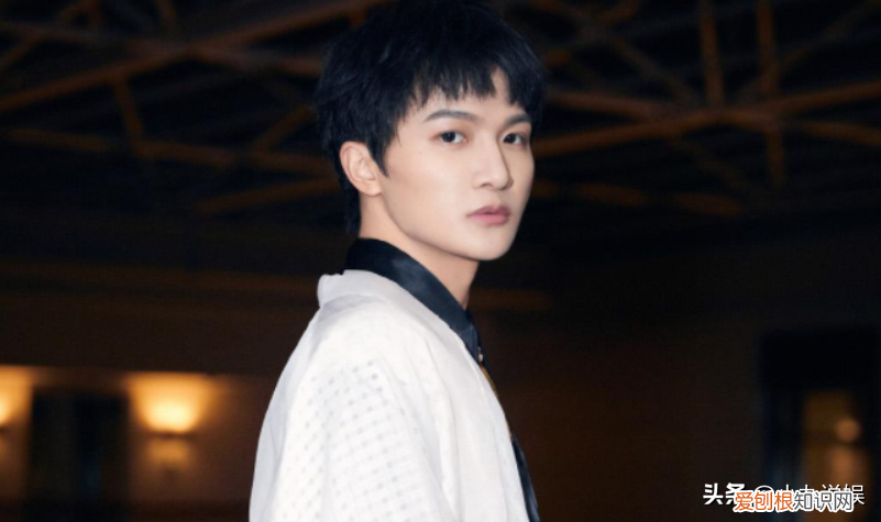 独特的声音引起争议 周深是男是女