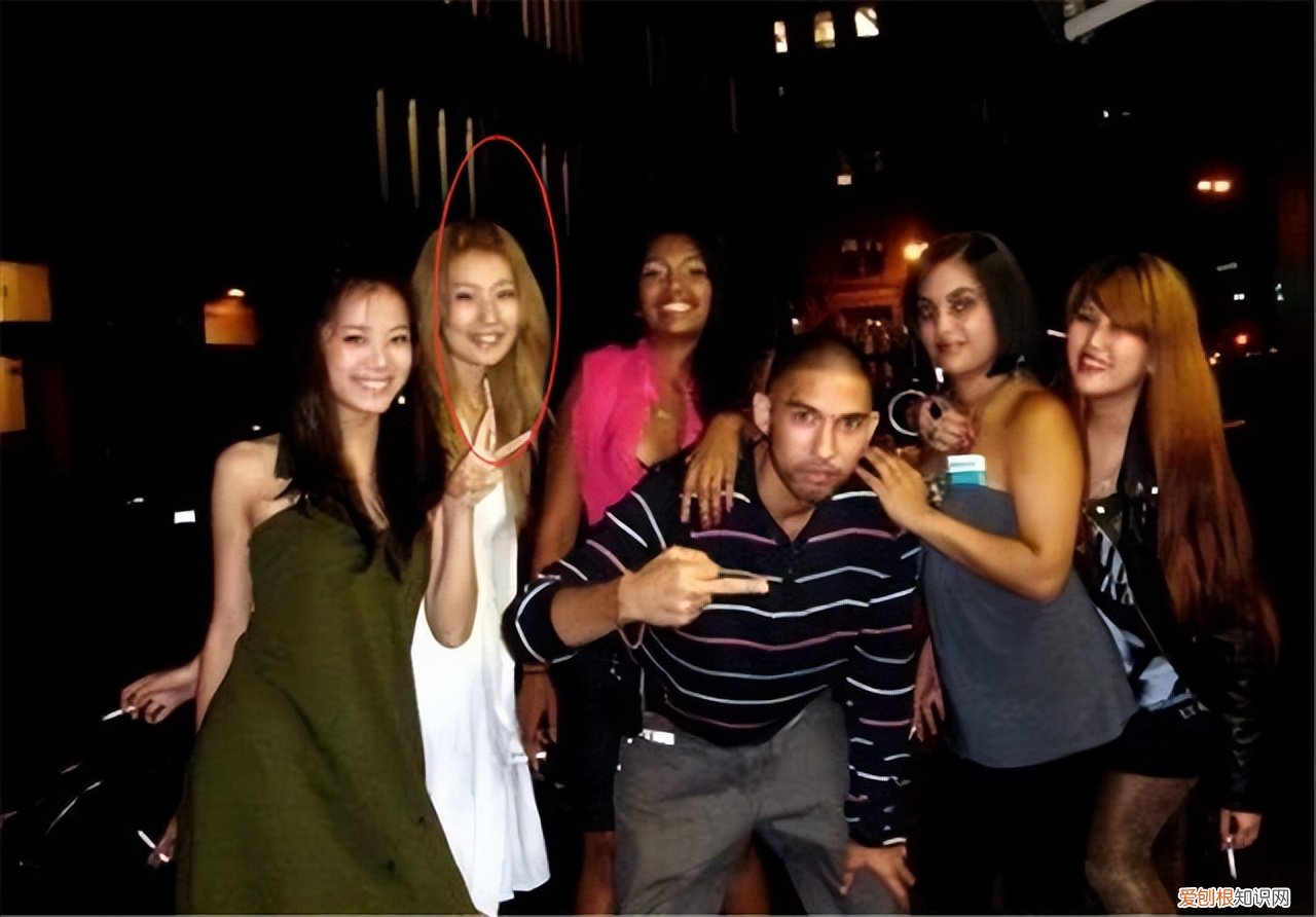 王宝强个人资料 王宝强现任妻子冯清图片