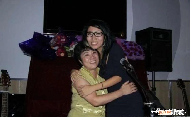 曲婉婷母亲为何才判？曲婉婷真的哭了，其母被判无期