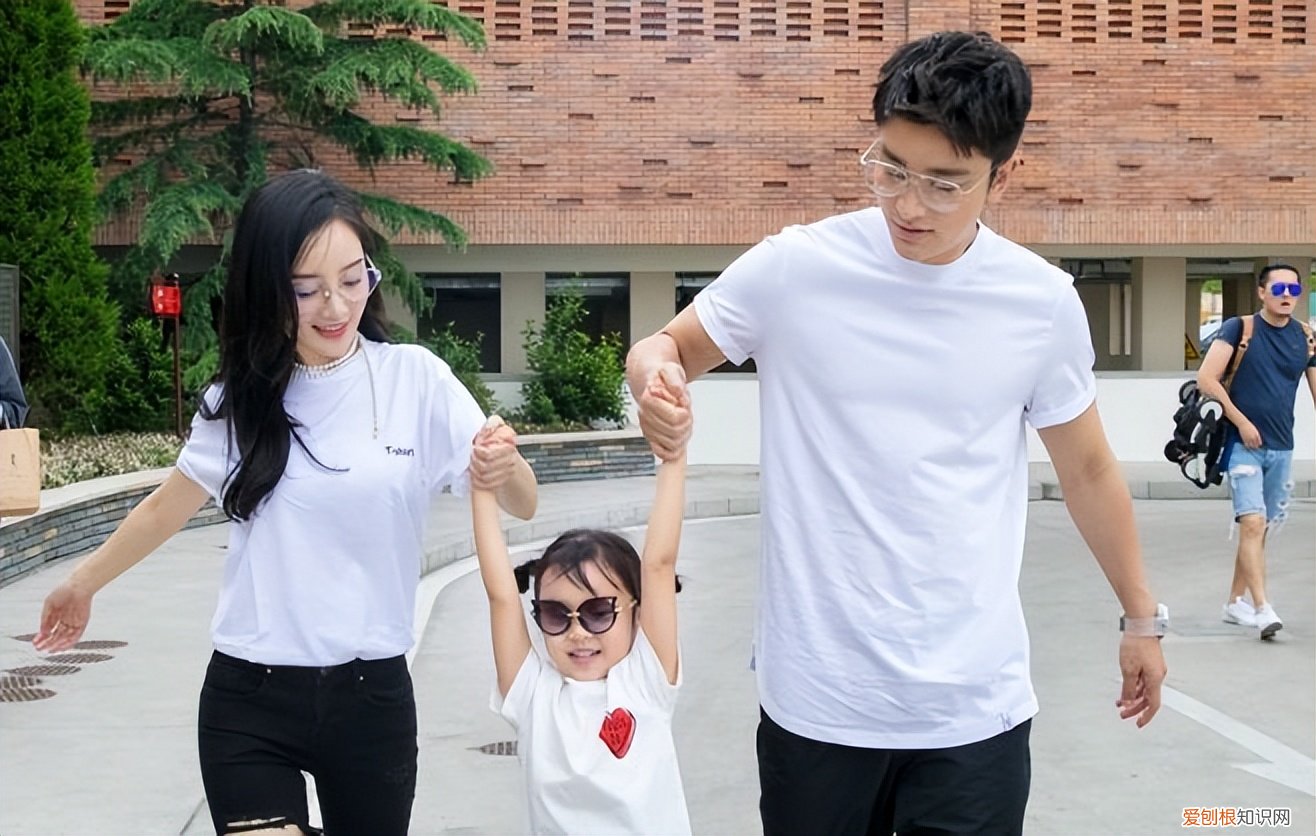 离婚后争议不断 李小璐事件来龙去脉