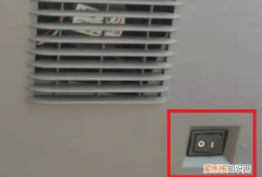 如何更换打印机硒鼓