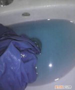 易褪色的衣服加什么防止褪色