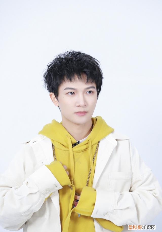 周深多高，周深的妻子