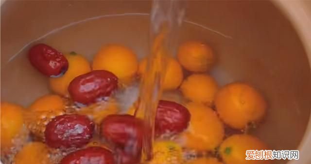 金桔苹果煮水做法 金桔苹果煮水怎么做