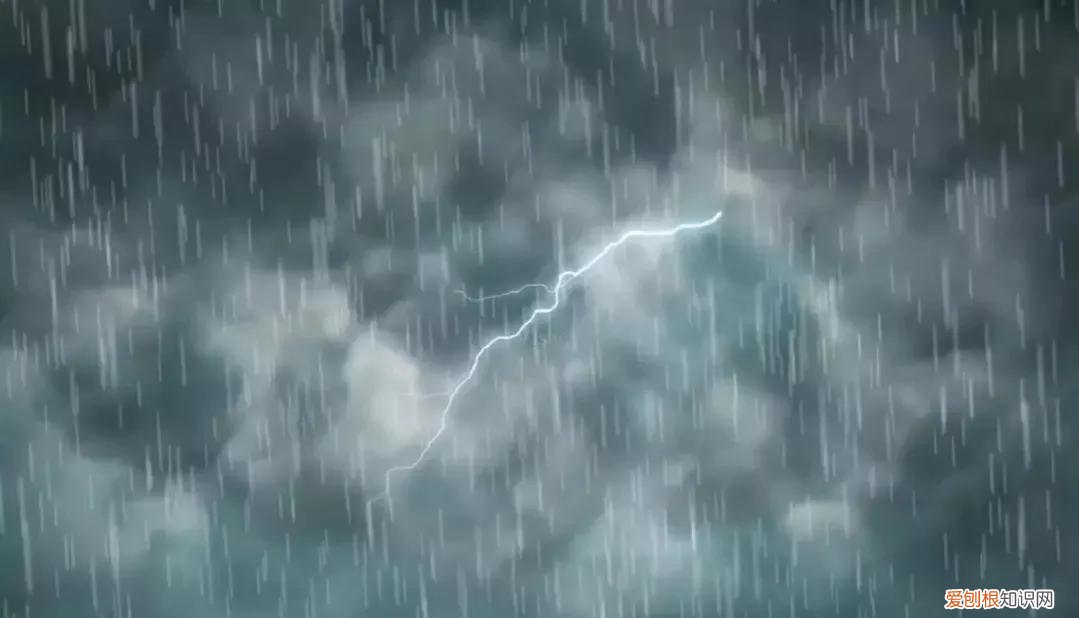 天气预报：15～21号大范围特大暴雨，2022年秋天冷到哭？答案来了