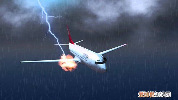 民航客机有降落伞吗?