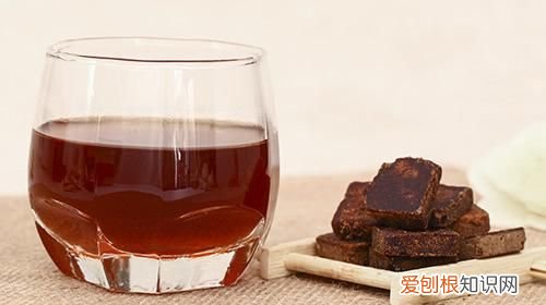 喝红糖水有什么好处和坏处 喝红糖水有哪些好处和坏处