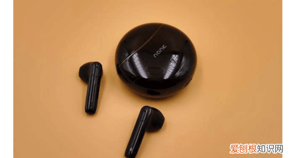 蓝牙耳机怎么连接到手机上，蓝牙耳机可以怎么进行连接手机