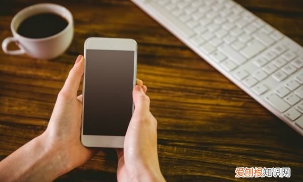 如何缩小和放大网页，手机网页太大不能全部显示