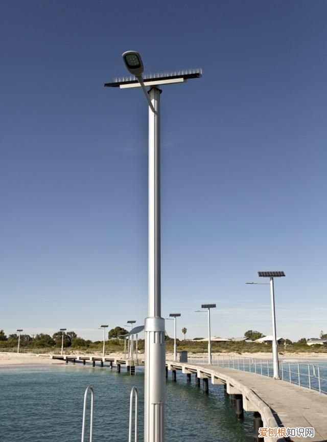 乡村道路安装路灯的好处，路灯的好处 路灯的好处分析