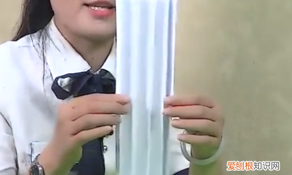 用纸做桥的方法，怎样用纸做出好看的手工