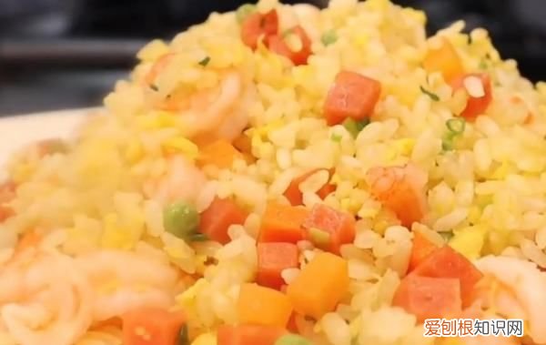 扬州炒饭怎么做