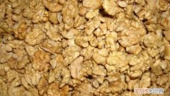 核桃奶可以浇花，坏的核桃仁可以养花 坏的核桃仁能养花