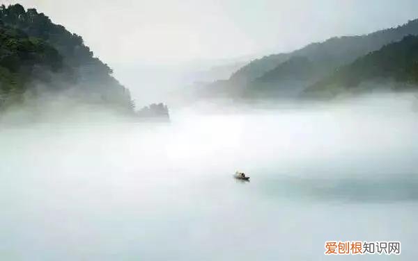 苏轼临江仙夜归临皋全文拼音版 临江仙夜归临皋拼音版皋的读音