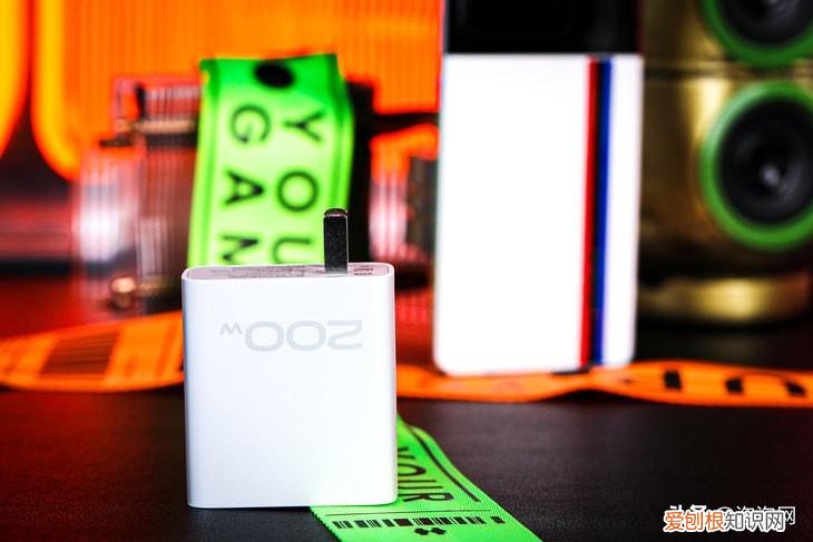 200W超快闪充iQOO,10,Pro评测：真正进入十分钟充满电的时代