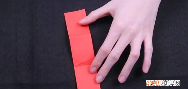 新年剪纸怎么做最简单，剪纸——怎么剪“元旦”两字