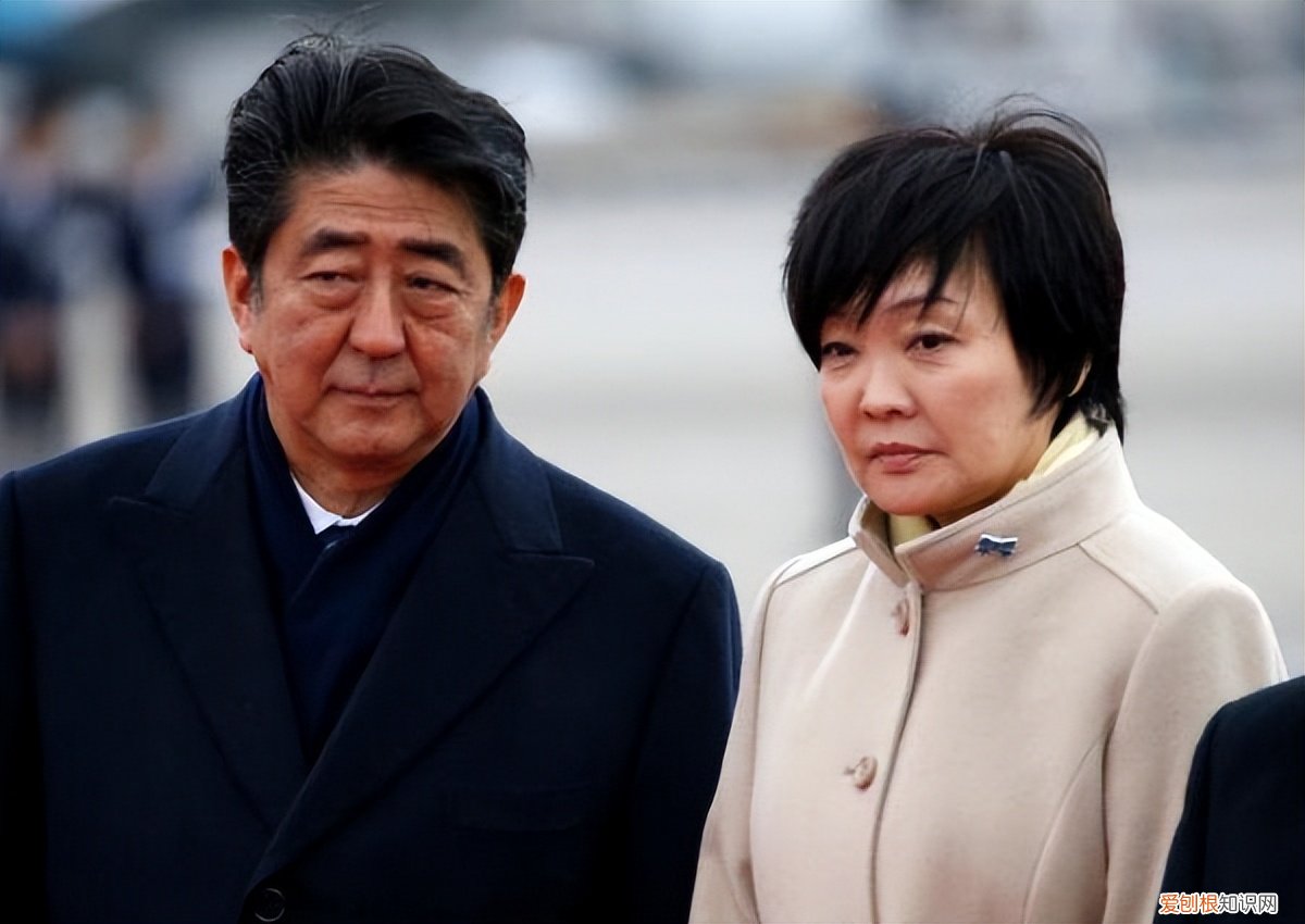 安倍老婆多少岁是哪国人,安倍昭惠为什么无法生育子女