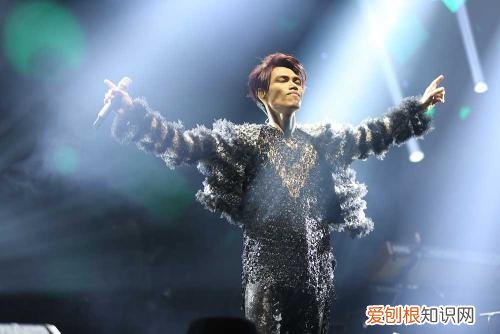 杨宗纬出了什么事不结婚 杨宗纬怎么了