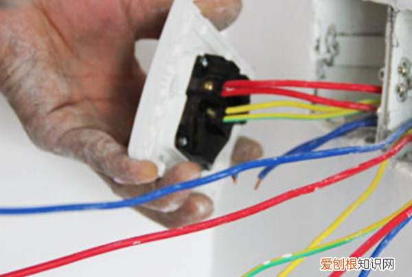 直流电l是代表火线还是零线 l是代表火线还是零线