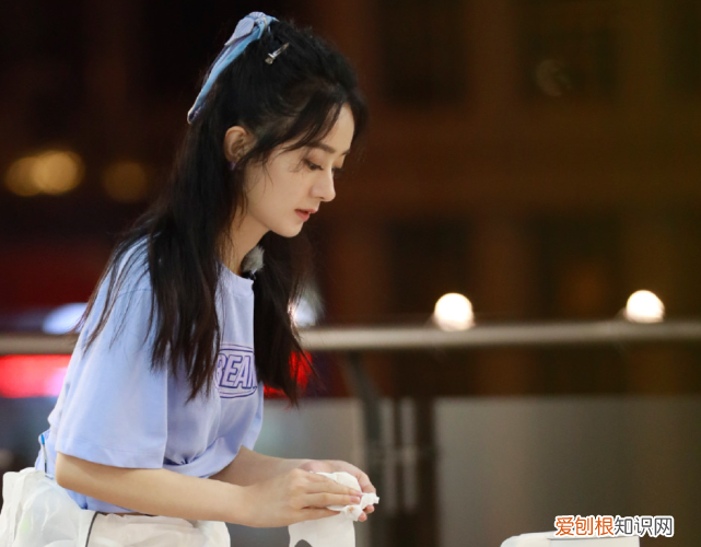 中餐厅赵丽颖怎么哭了