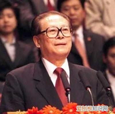 “知之为知之，不知为不知”。一句话道出长者的自信与睿智