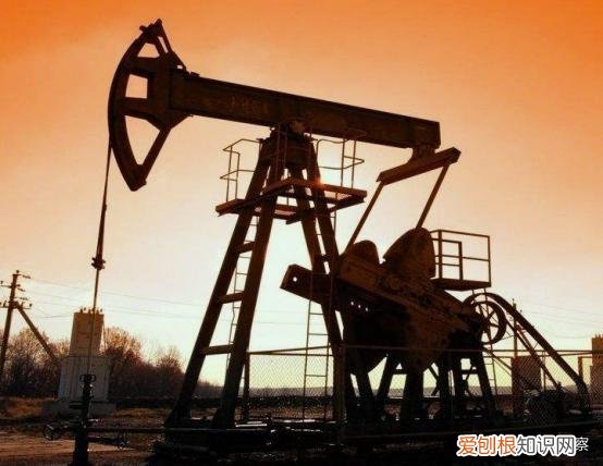 石油是可再生资源吗,中国一年用多少吨石油