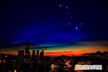 北斗七星的形状,北极星的形状图片