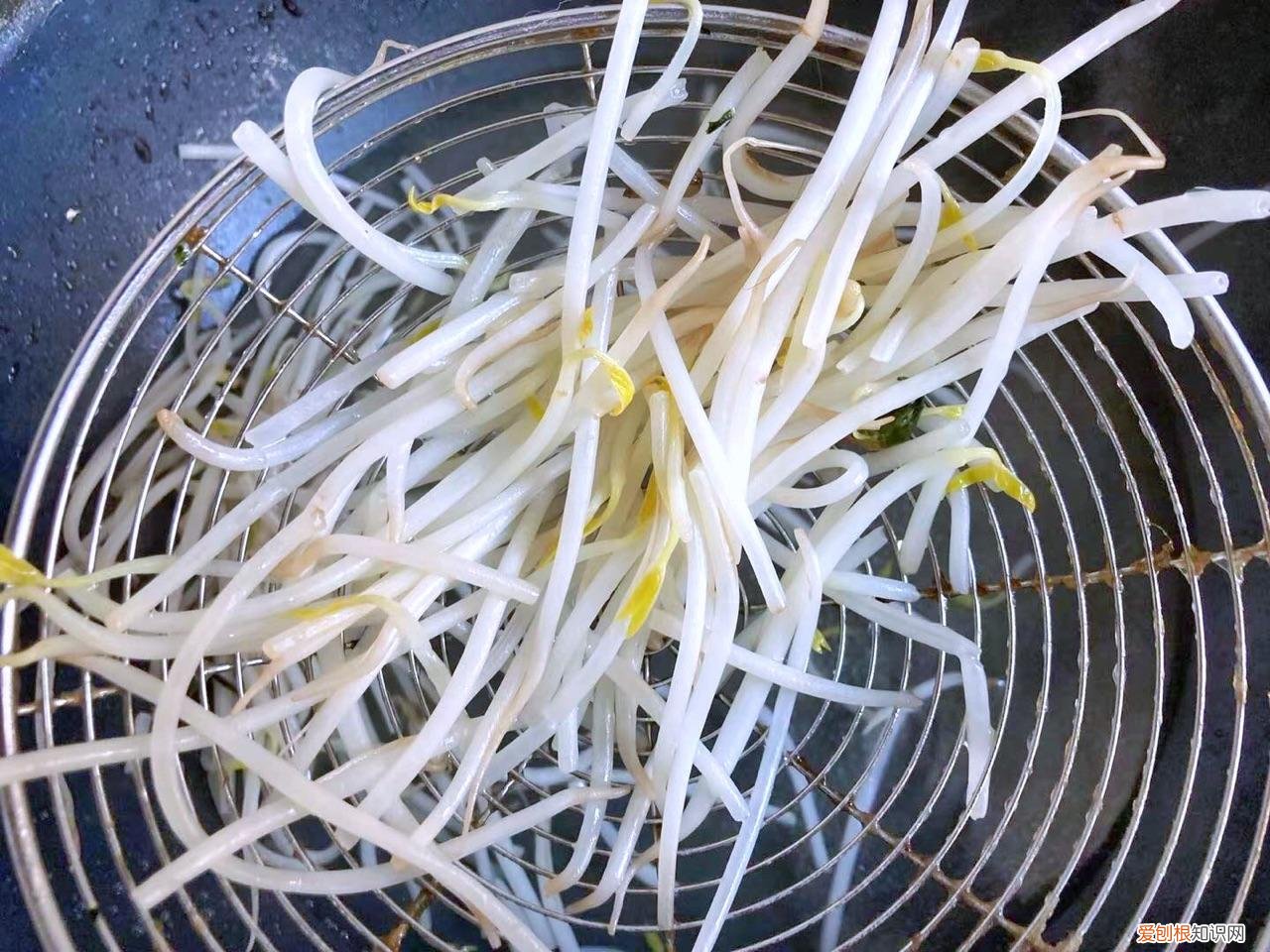 炸酱面怎么做好吃,炸酱面配什么菜一起吃