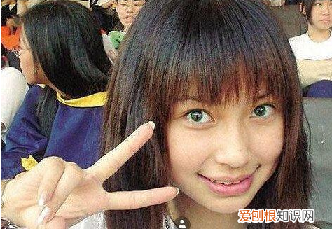 杨颖整容了吗,杨颖整容前照片对比