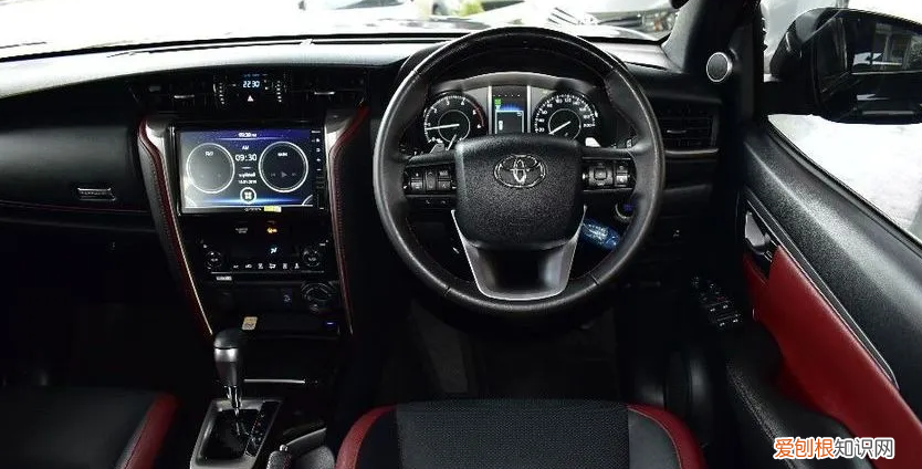 越野车图片大全,越野车图片黑色