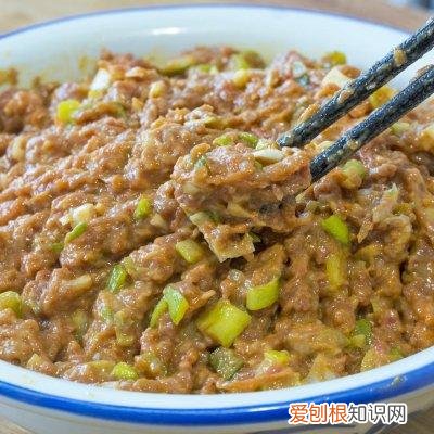 牛肉饺子馅的做法,牛肉菲菜饺子馅的做法