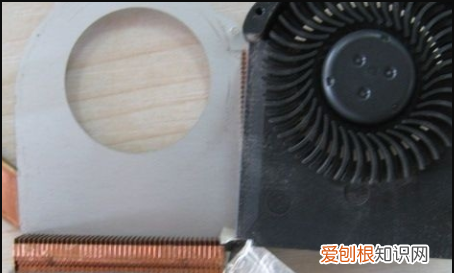 联想笔记本风扇如何拆卸清理