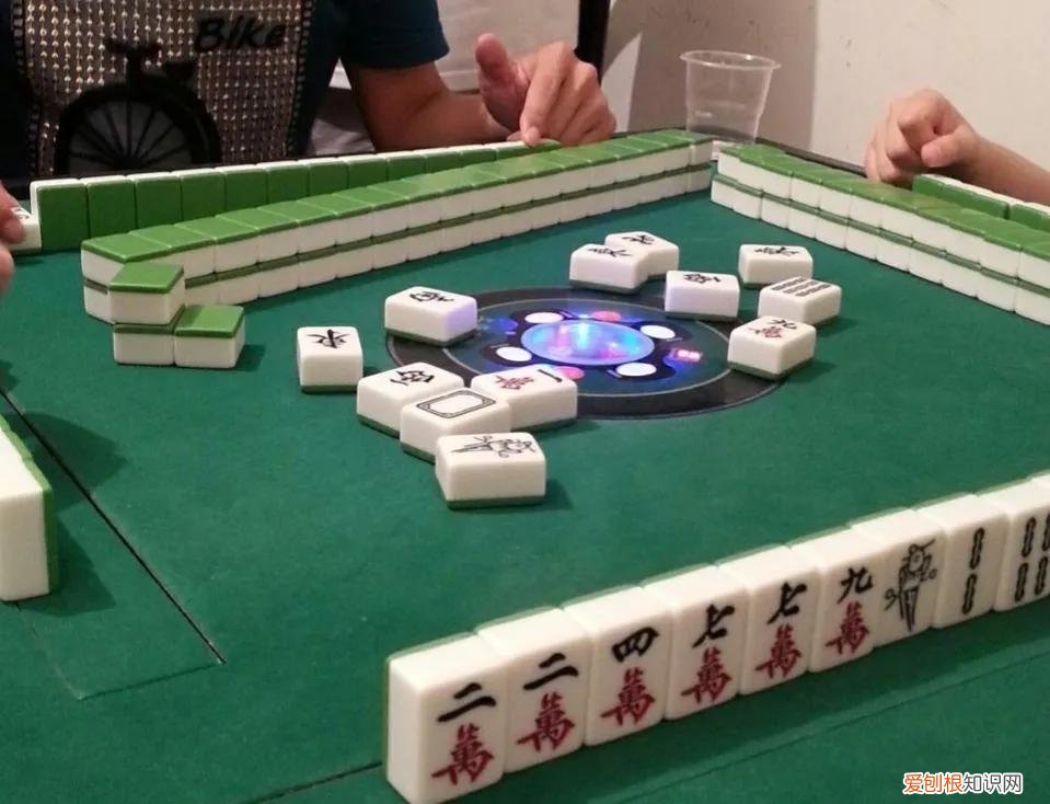 海底捞老板发家史 海底捞的发家史