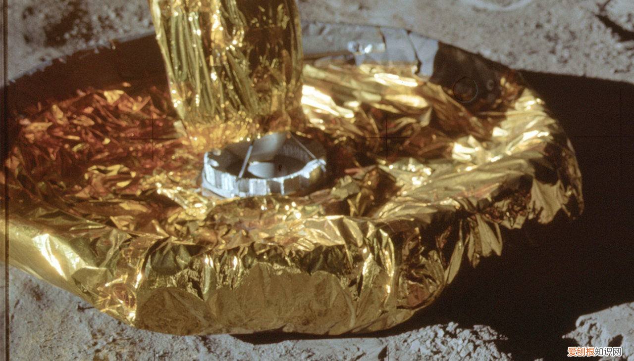 嫦娥五号在月球上自拍美腿，无意中暴露出与阿波罗11号最大的区别